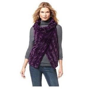 Beautiful Plum Faux Fur Wrap Vest
